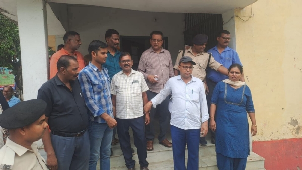 40 ہزار رشوت لیتے رنگے ہاتھ ریونیو ملازم گرفتار