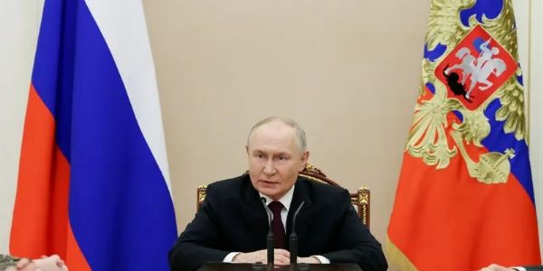 روسی شہریوں کے صدر پوتین پر اعتماد کی سطح 74% تک پہنچ گئی : سروے