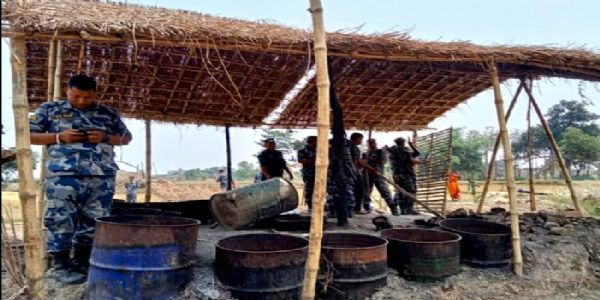 نیپال -ہندوستان سرحد پر دس گزامیں تجاوزات ہٹانے کی مہم شروع