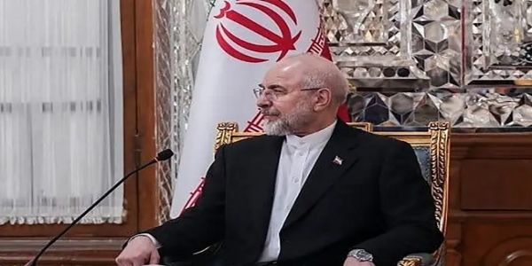 ایرانی اسپیکر باقر قالیباف نے پھر آبنائے ہرمز بند کر نے کی دھمکی دی