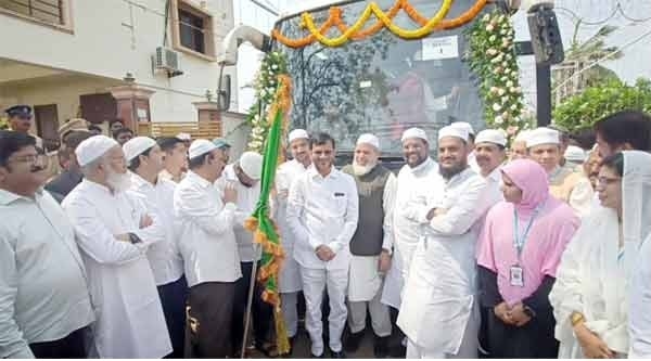 آندھراپردیش سے عازمین حج کے پہلے قافلہ کی روانگی