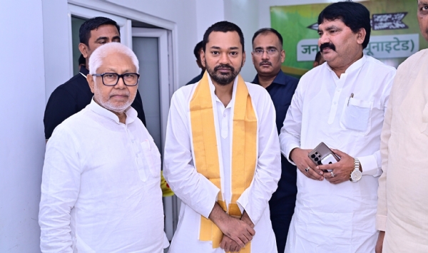 نشانت کمار نے بہار کے لوگوں سے اپیل کی، پاپا اب بھی یہاں ہیں... فکر نہ کریں۔