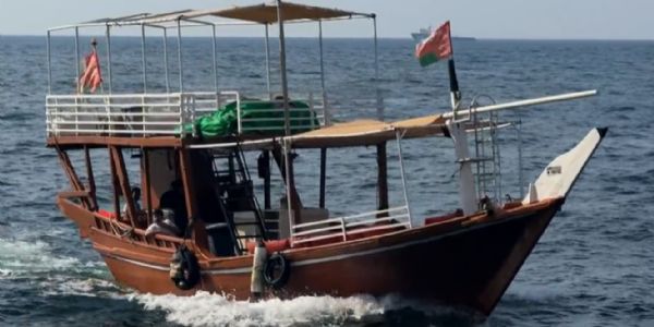 ایران کا موقف واضح : امریکہ بندرگاہوں سے ہٹے گا تبھی آبنائے ہرمز کھلے گا