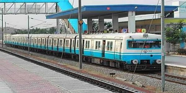 آئندہ 2 جون سے ایم ایم ٹی ایس ٹرین میں مفت سفر کی سہولت ، حکومت کا بڑا فیصلہ