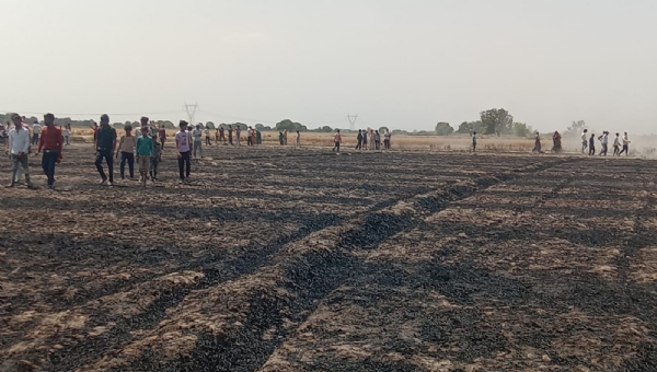 MASSIVE-FIRE-DESTROYS-50-BIGHA