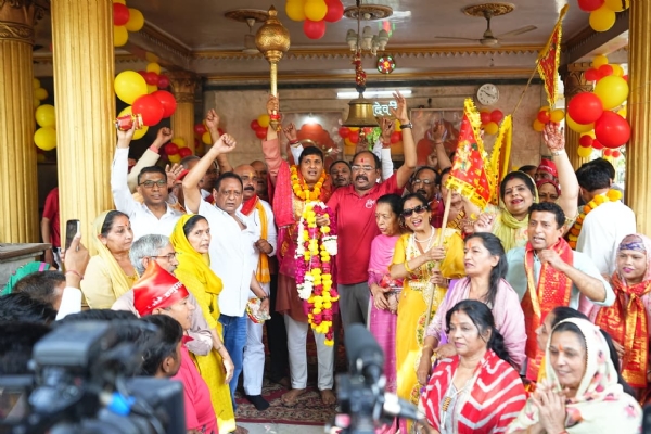 سوربھ بھاردواج نے ہنومان جنم اتسو پر چراغ دہلی میں شاندار شوبھا یاترا نکالی