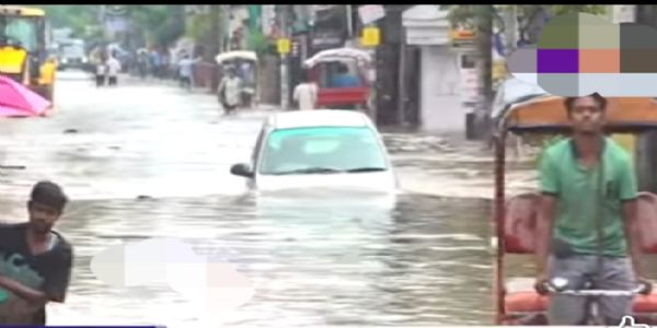 گوہاٹی شہرمیں مختلف مقامات پر پانی بھر گیا، معمولات زندگی متاثر