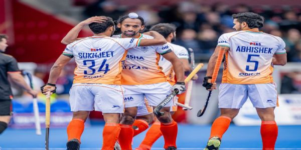 ہاکی انڈیا نے سینئر مردوں کے قومی کوچنگ کیمپ کے لیے 36 کھلاڑیوں کا انتخاب کیا۔