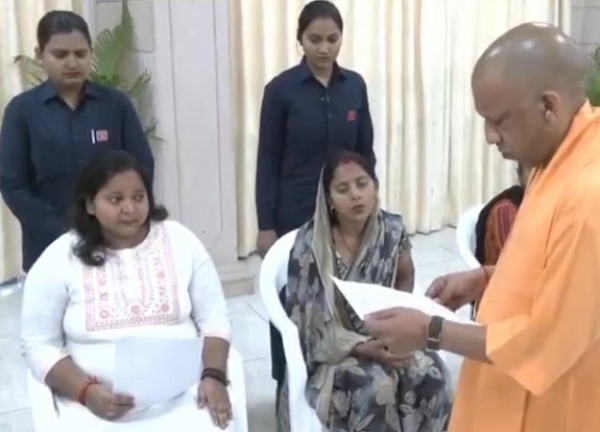 UP-CM-YOGI-JANTA-DARSHAN