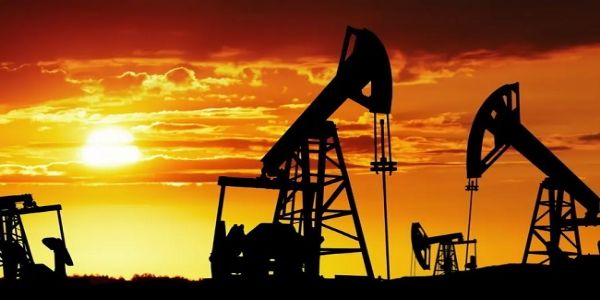 خام تیل میں تیزی جاری، برنٹ کروڈ کی قیمت 98 ڈالر فی بیرل