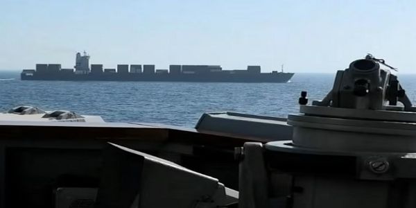 چین نے ایران کو مدد بھیجنے کے امریکی الزامات کی تردید کی، جہاز کو غیر ملکی بتایا