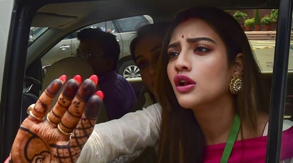 ترنمول کی سابق رکن پارلیمنٹ اور اداکارہ نصرت جہاں ای ڈی کے سمن پر سی جی او کمپلیکس پہنچیں