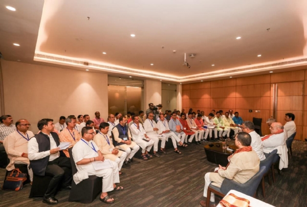 کولکاتا میں 27 اپریل تک رہیں گے امت شاہ