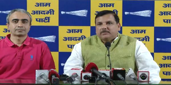 بی جے پی میں شامل ہونے والے ممبران پارلیمنٹ نے پنجاب کو دھوکہ دیا : اے اے پی