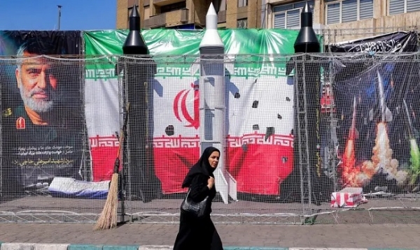 تہران میں دھماکے، اسرائیلی فوج کا ایران پر حملے سے انکار