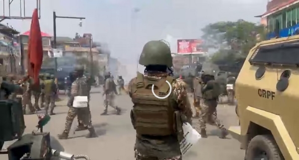 منی پور: وزیراعلیٰ کی رہائش گاہ کی طرف کو کومی کے مارچ سے کشیدگی ، آنسو گیس کے گولے داغے گئے