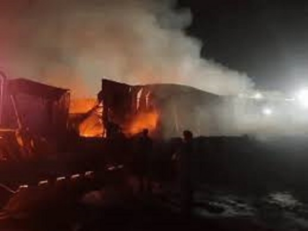 بھوپال کے انا نگر کچرا ٹرانسفر اسٹیشن میں شدید آگ