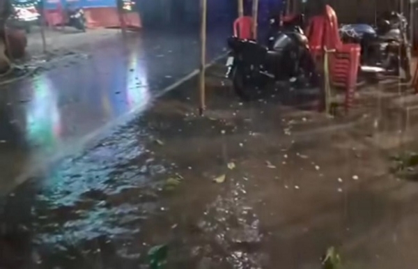 سوپول میں قہر بن کر برسی ژالہ باری، فصلوں اور گھروں کو بھاری نقصان پہنچا