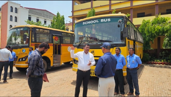 بچوں کے تحفظ کے معاملے پر انتظامیہ سخت ، اسکولوں سے منسلک گاڑیوں کی سخت جانچ شروع