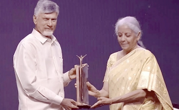 چندرا بابو نائیڈو کوبزنس ریفارمر آف دی ایئرایوارڈ