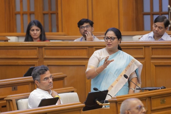 CM-NARI-SHAKTI-VANDAN-ACT