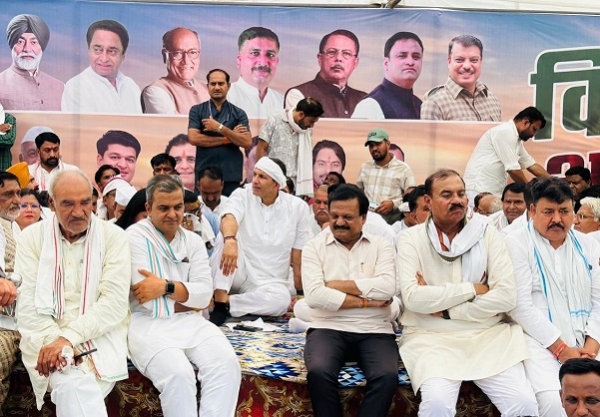 کسانوں کی حمایت میں کانگریس کا بڑا اعلان، 7 مئی کو مہاراشٹر سے راجستھان بارڈر تک قومی شاہراہ پر مہا چکا جام