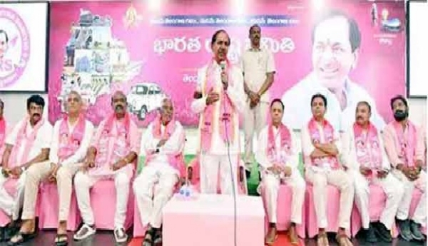 تلنگانہ ترقی کا راستہ کھوچکی، صورتحال تشویشناک : کے سی آر