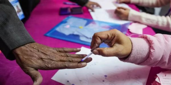 مغربی بنگال انتخابات کے آخری مرحلے میں زبردست ووٹنگ ، شام 5 بجے تک 90 فیصد ٹرن آوٹ