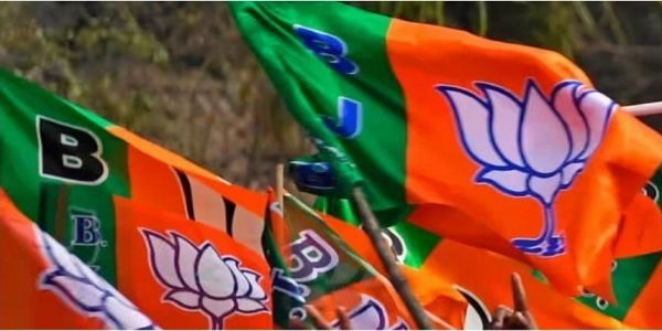 گجرات کے بلدیاتی انتخابات میں بی جے پی کی 2021 سے بھی بڑی جیت