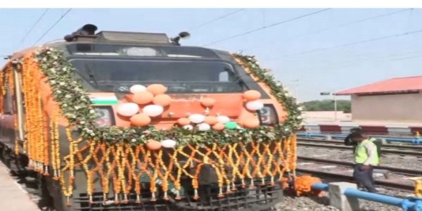 ایودھیا-ممبئی امرت بھارت ایکسپریس: سستی، تیز اور آسان سفر سے عام لوگوں کو راحت