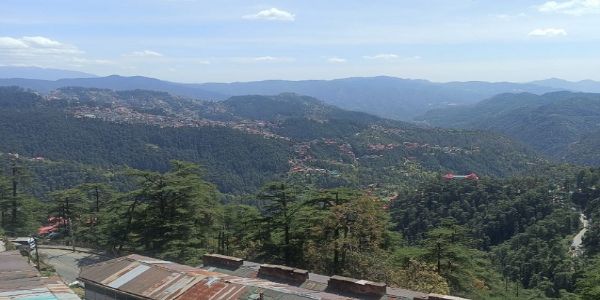 ہماچل کی بلند چوٹیوں پر برف باری، ایک ہفتے تک موسم سخت رہے گا