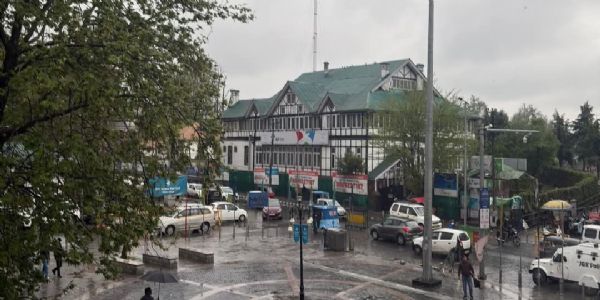 سرینگر انتظامیہ نے موسم کی خراب پیش گوئی کے درمیان ایڈوائزری جاری کی