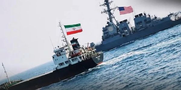 امریکہ کا ایران پر بحری محاصرہ برقرار رکھنے کا اعلان، تہران کی سخت ردِعمل کی دھمکی