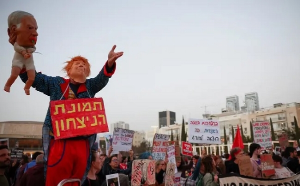 نیتن یاہو کے خلاف مظاہرے اسرائیلیوں کا ایران سے جنگ ختم کرنے کا مطالبہ
