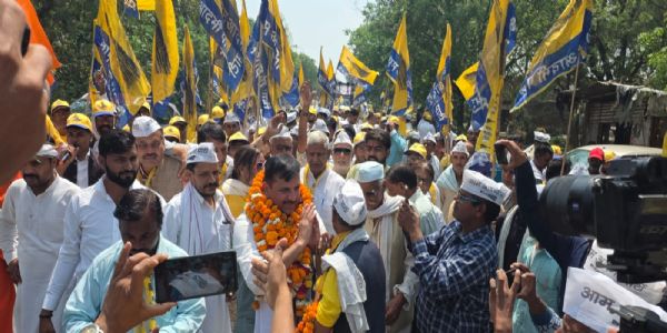 حکومت بے روزگار نوجوانوں کو روزگار فراہم کرے: سنجے سنگھ