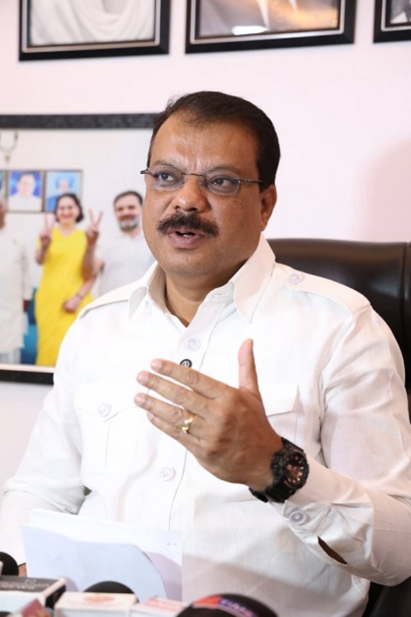 مدھیہ پردیش کے حزب اختلاف رہنما امنگ سنگھار