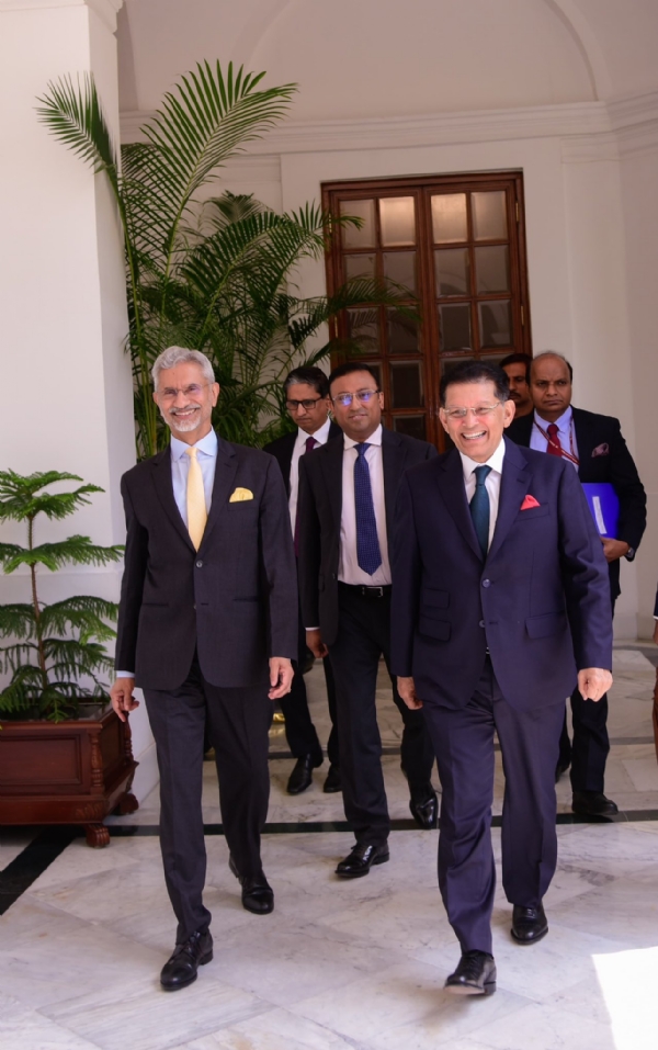 بنگلہ دیش کے وزیر خارجہ نے جے شنکر سے ملاقات کے دوران ڈیزل اور کھاد کی سپلائی بڑھانے کی درخواست کی