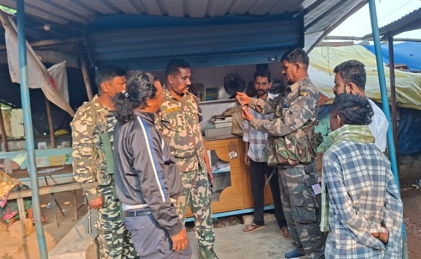 JH-STOLEN-FROM-THREE-SHOP