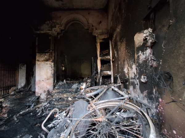 موہن نگر میں شارٹ سرکٹ سےلگی آگ، خاتون سمیت تین افراد جھلسے