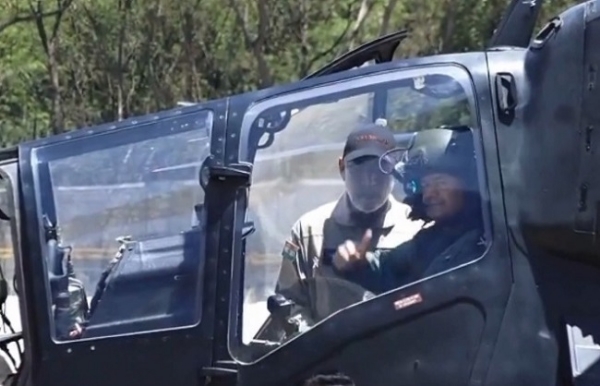 آرمی چیف نے لائٹ کامبیٹ ہیلی کاپٹر ’پرچنڈ‘ میں اڑان بھر کر جنگی صلاحیت کا معائنہ کیا