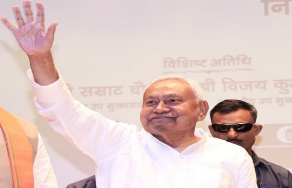 نتیش کمار آج دہلی پہنچ رہے ہیں،  راجیہ سبھا کی رکنیت کے بعد ہی کیا جائے گابہار کے وزیر اعلی کا فیصلہ