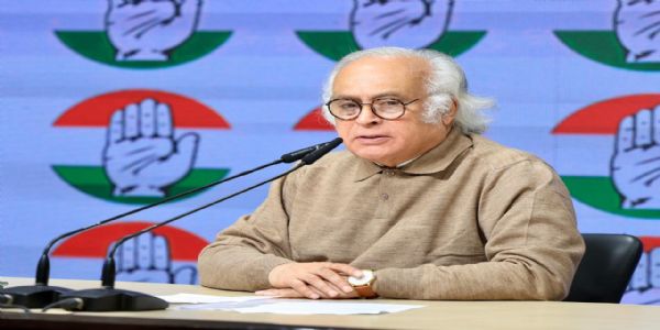 کاپ33 کی میزبانی سے دستبرداری حکومت کے آب و ہوا کے تئیں عزم پر سوال اٹھاتی ہے: جے رام رمیش