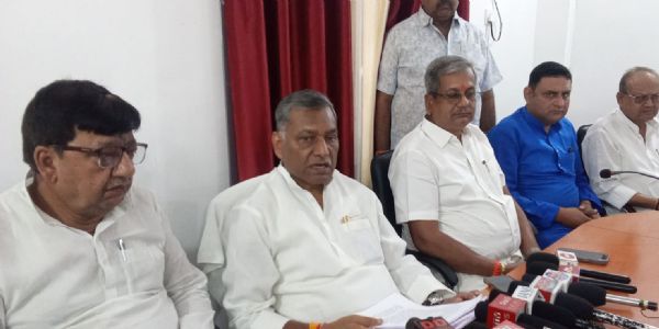 شراب بندی قانون کی ناکامی کا نتیجہ ہے زہریلی شراب سے معصوم لوگوں کی موت : ڈاکٹر اکھلیش سنگھ