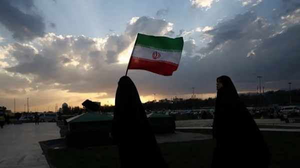 ایران کی فضاو¿ں میں چھوٹے طیاروں اور ڈرونز کو روکنے کےلئے دفاعی نظام فعّال