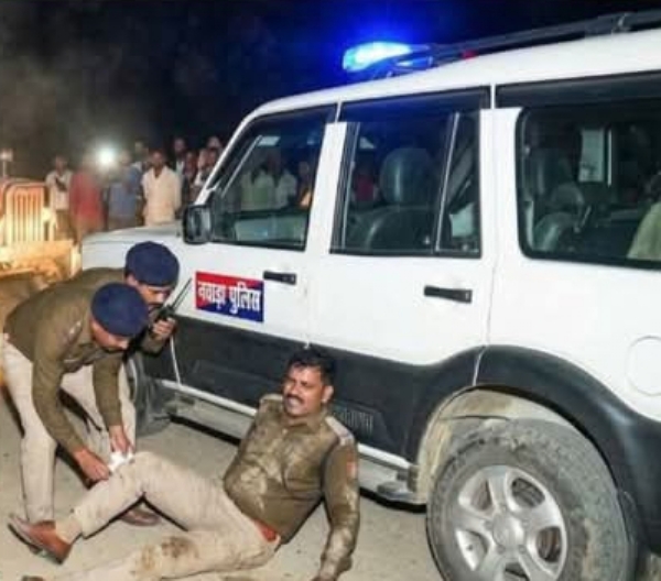 بالو مافیاؤں نے ٹریکٹر سے کچل کر پولیس اہلکار کو کیا زخمی ، 6گرفتار