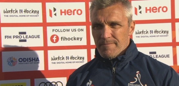 Sports-Hockey-IndianJuniorTeam-Coach-FredericSoyez