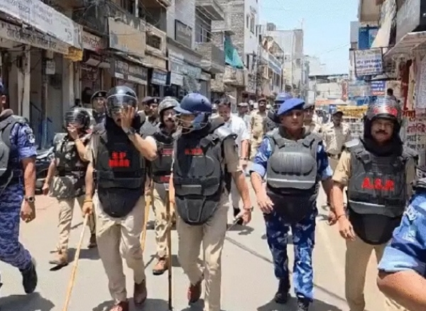 دھار کی حفاظت میں تعینات جوان