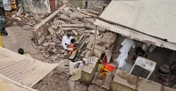 KR-Six-people-died-in-rain-lashed