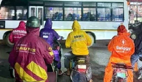 گیگ ورکرس کو تحفہ ، گورنر نے بل کو منظوری دے دی