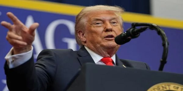 ٹرمپ کا ایران کا محاصرہ جلد ختم نہیں کرنے کا اعلان